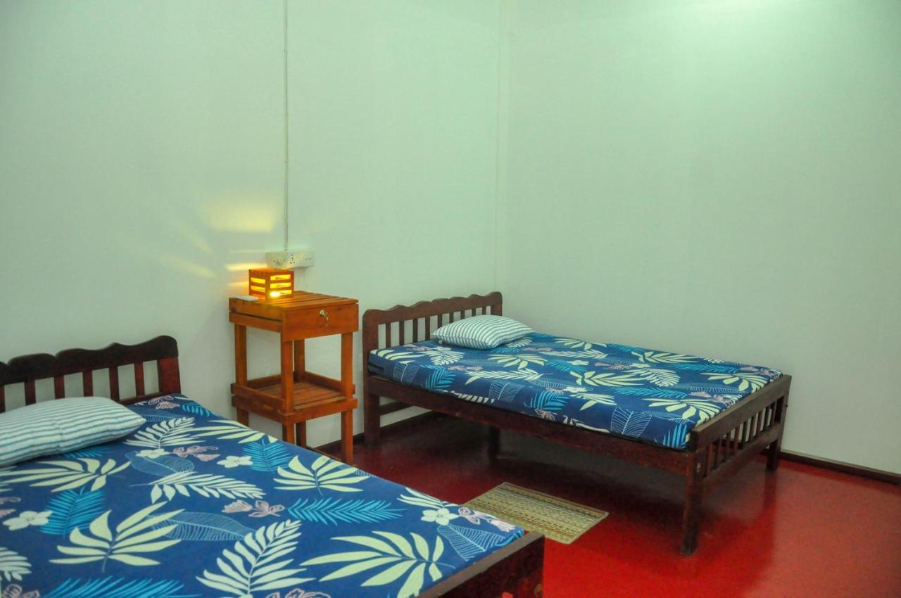 Airport Tourist Resort Katunayake Exterior photo